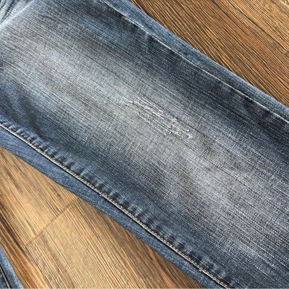 Vigold Straight Jeans Womens Juniors 7 Dark Wash Blue Denim Whiskers Embroidered - Picture 12 of 12